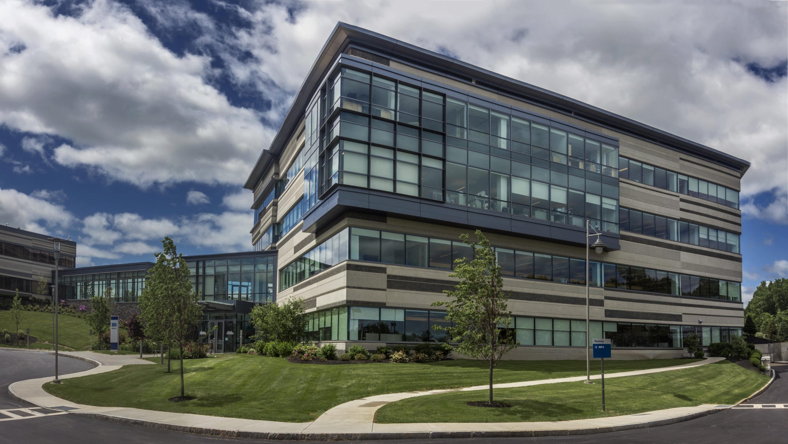 Fully landscaped area next to the front entrance of Boston Scientific.